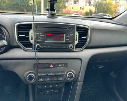 Сірий Кіа Sportage, об'ємом двигуна 1.7 л та пробігом 91 тис. км за 15950 $, фото 4 на Automoto.ua