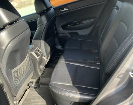 Серый Киа Sportage, объемом двигателя 2 л и пробегом 155 тыс. км за 17400 $, фото 9 на Automoto.ua