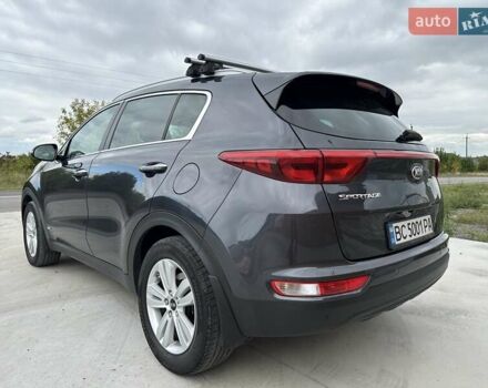 Серый Киа Sportage, объемом двигателя 2 л и пробегом 170 тыс. км за 18000 $, фото 7 на Automoto.ua
