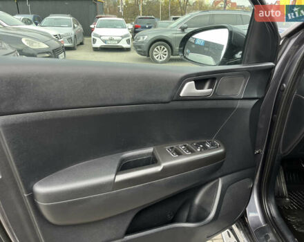Серый Киа Sportage, объемом двигателя 1.7 л и пробегом 124 тыс. км за 16350 $, фото 10 на Automoto.ua