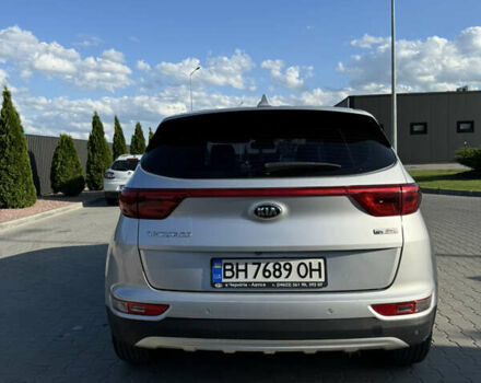 Серый Киа Sportage, объемом двигателя 2 л и пробегом 166 тыс. км за 17900 $, фото 2 на Automoto.ua