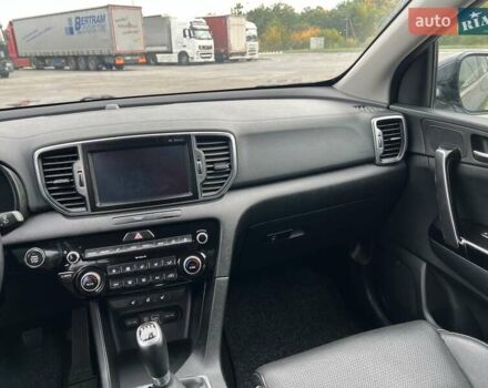 Серый Киа Sportage, объемом двигателя 1.7 л и пробегом 217 тыс. км за 15850 $, фото 61 на Automoto.ua