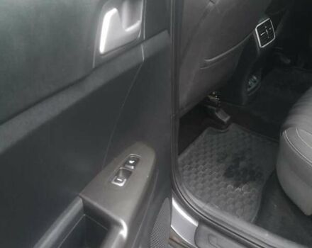 Сірий Кіа Sportage, об'ємом двигуна 1.69 л та пробігом 186 тис. км за 14700 $, фото 10 на Automoto.ua