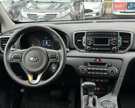 Серый Киа Sportage, объемом двигателя 1.69 л и пробегом 140 тыс. км за 14500 $, фото 12 на Automoto.ua
