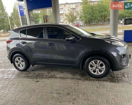 Киа Sportage 2017 в Николаеве на Automoto.ua Серый Киа Sportage, объемом двигателя 2 л и пробегом 149 тыс. км за 17300 $, фото 3 на Automoto.ua
