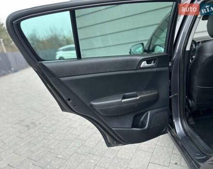 Сірий Кіа Sportage, об'ємом двигуна 1.69 л та пробігом 137 тис. км за 16999 $, фото 58 на Automoto.ua