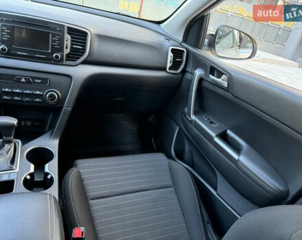 Серый Киа Sportage, объемом двигателя 2.4 л и пробегом 180 тыс. км за 12999 $, фото 24 на Automoto.ua