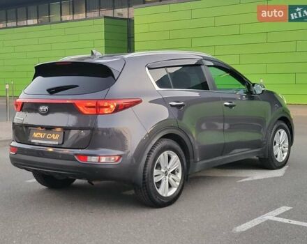 Кіа Sportage 2017 у Києві на Automoto.ua Сірий Кіа Sportage, об'ємом двигуна 2 л та пробігом 263 тис. км за 15800 $, фото 10 на Automoto.ua