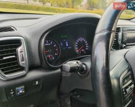 Сірий Кіа Sportage, об'ємом двигуна 2 л та пробігом 79 тис. км за 17800 $, фото 10 на Automoto.ua