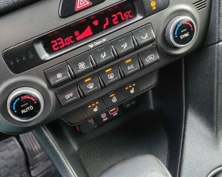 Сірий Кіа Sportage, об'ємом двигуна 2 л та пробігом 79 тис. км за 17800 $, фото 11 на Automoto.ua