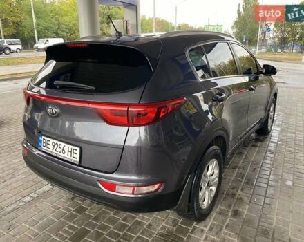 Киа Sportage 2017 в Николаеве на Automoto.ua Серый Киа Sportage, объемом двигателя 2 л и пробегом 149 тыс. км за 17300 $, фото 6 на Automoto.ua