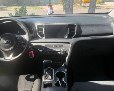 Серый Киа Sportage, объемом двигателя 0 л и пробегом 147 тыс. км за 16200 $, фото 4 на Automoto.ua