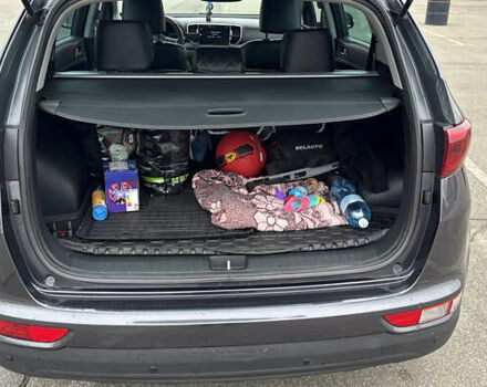 Сірий Кіа Sportage, об'ємом двигуна 1.69 л та пробігом 83 тис. км за 18500 $, фото 14 на Automoto.ua