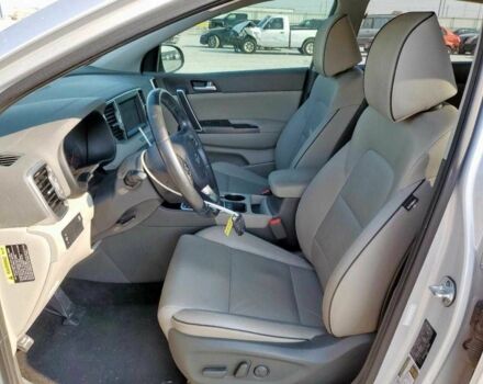 Киа Sportage 2017 в Черновцах на Automoto.ua Серый Киа Sportage, объемом двигателя 2.4 л и пробегом 60 тыс. км за 2800 $, фото 6 на Automoto.ua