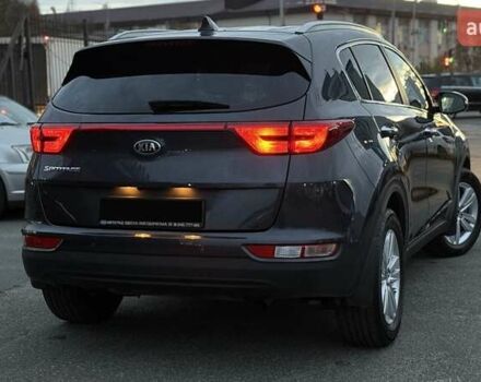 Кіа Sportage 2017 у Києві на Automoto.ua Сірий Кіа Sportage, об'ємом двигуна 2 л та пробігом 35 тис. км за 19900 $, фото 31 на Automoto.ua