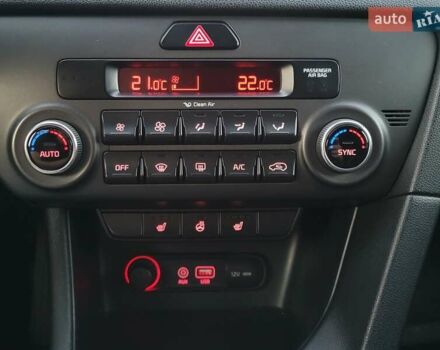 Кіа Sportage 2017 у Києві на Automoto.ua Сірий Кіа Sportage, об'ємом двигуна 2 л та пробігом 263 тис. км за 15800 $, фото 28 на Automoto.ua