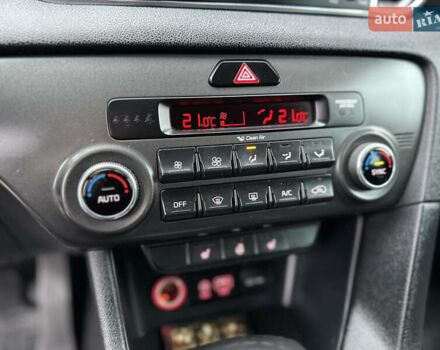 Сірий Кіа Sportage, об'ємом двигуна 1.69 л та пробігом 137 тис. км за 16999 $, фото 41 на Automoto.ua