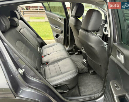 Сірий Кіа Sportage, об'ємом двигуна 1.69 л та пробігом 154 тис. км за 14300 $, фото 8 на Automoto.ua