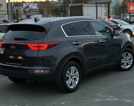 Кіа Sportage 2017 у Києві на Automoto.ua Сірий Кіа Sportage, об'ємом двигуна 2 л та пробігом 35 тис. км за 19900 $, фото 33 на Automoto.ua