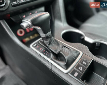 Сірий Кіа Sportage, об'ємом двигуна 1.69 л та пробігом 137 тис. км за 16999 $, фото 43 на Automoto.ua