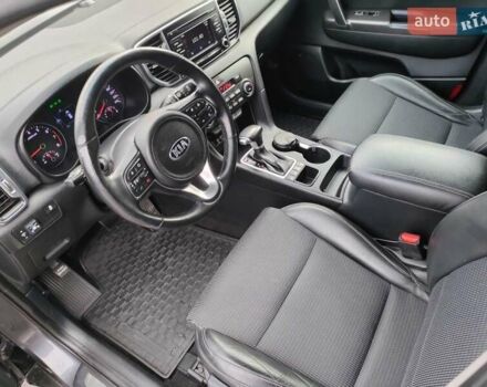 Сірий Кіа Sportage, об'ємом двигуна 2 л та пробігом 79 тис. км за 17800 $, фото 8 на Automoto.ua