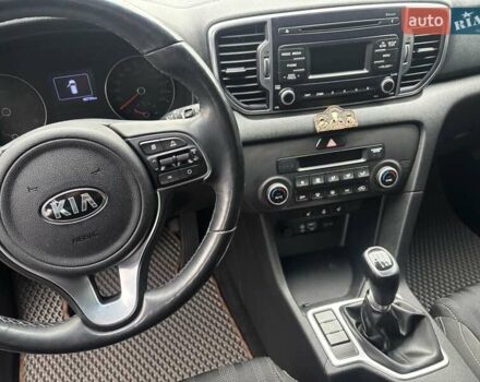 Сірий Кіа Sportage, об'ємом двигуна 1.6 л та пробігом 97 тис. км за 15600 $, фото 15 на Automoto.ua