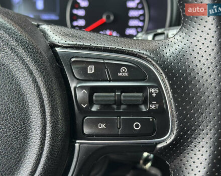 Сірий Кіа Sportage, об'ємом двигуна 1.69 л та пробігом 137 тис. км за 16999 $, фото 38 на Automoto.ua