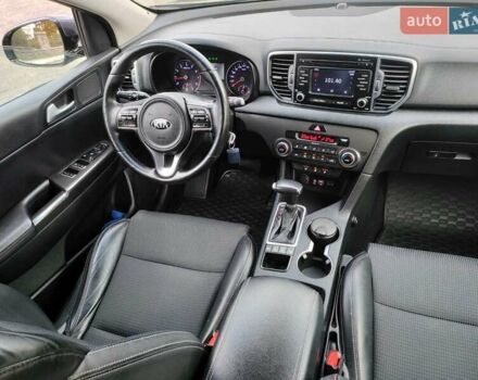 Сірий Кіа Sportage, об'ємом двигуна 2 л та пробігом 79 тис. км за 17800 $, фото 6 на Automoto.ua