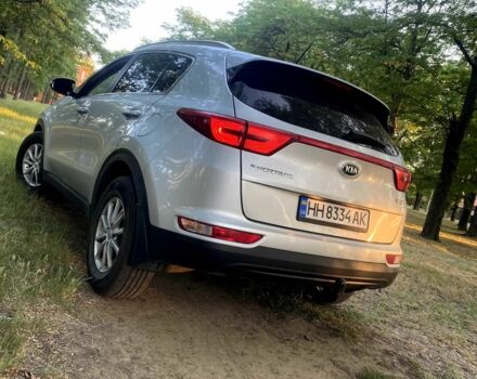 Серый Киа Sportage, объемом двигателя 1.7 л и пробегом 212 тыс. км за 17999 $, фото 2 на Automoto.ua