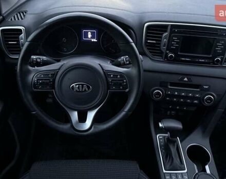 Кіа Sportage 2017 у Києві на Automoto.ua Сірий Кіа Sportage, об'ємом двигуна 2 л та пробігом 35 тис. км за 19900 $, фото 29 на Automoto.ua