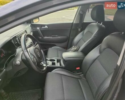 Сірий Кіа Sportage, об'ємом двигуна 2 л та пробігом 79 тис. км за 17800 $, фото 4 на Automoto.ua