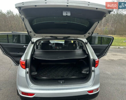Сірий Кіа Sportage, об'ємом двигуна 1.69 л та пробігом 160 тис. км за 15900 $, фото 8 на Automoto.ua