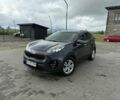 Сірий Кіа Sportage, об'ємом двигуна 2 л та пробігом 233 тис. км за 17750 $, фото 1 на Automoto.ua
