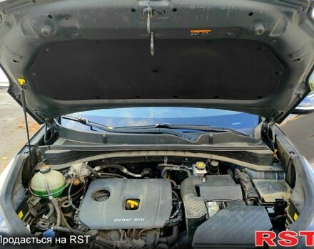 Серый Киа Sportage, объемом двигателя 2 л и пробегом 80 тыс. км за 17800 $, фото 12 на Automoto.ua