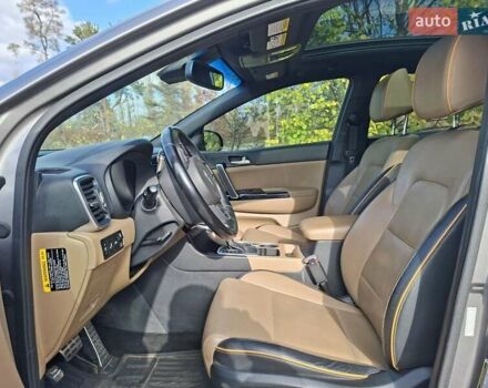 Сірий Кіа Sportage, об'ємом двигуна 2 л та пробігом 99 тис. км за 16000 $, фото 1 на Automoto.ua