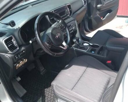 Киа Sportage 2017 в Николаеве на Automoto.ua Серый Киа Sportage, объемом двигателя 2 л и пробегом 135 тыс. км за 18500 $, фото 2 на Automoto.ua