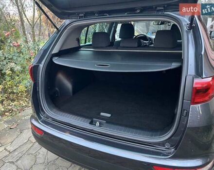 Серый Киа Sportage, объемом двигателя 1.7 л и пробегом 63 тыс. км за 17950 $, фото 21 на Automoto.ua
