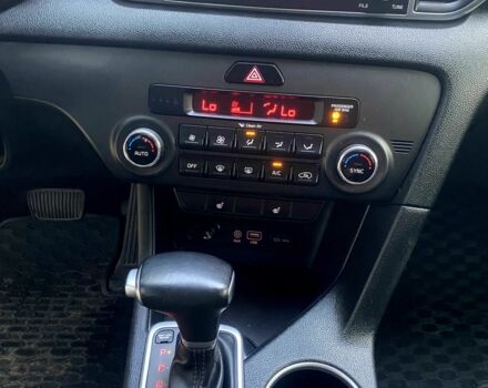 Серый Киа Sportage, объемом двигателя 1.7 л и пробегом 212 тыс. км за 17999 $, фото 5 на Automoto.ua