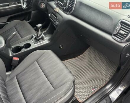 Сірий Кіа Sportage, об'ємом двигуна 1.6 л та пробігом 97 тис. км за 15600 $, фото 7 на Automoto.ua