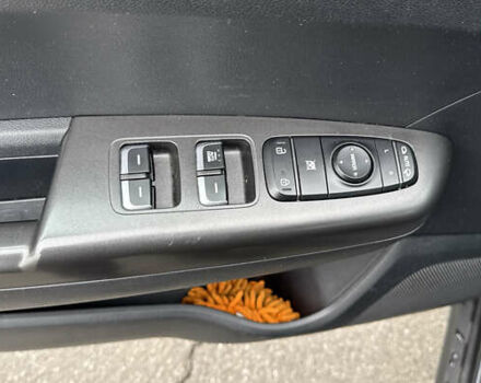 Сірий Кіа Sportage, об'ємом двигуна 1.69 л та пробігом 83 тис. км за 18500 $, фото 1 на Automoto.ua