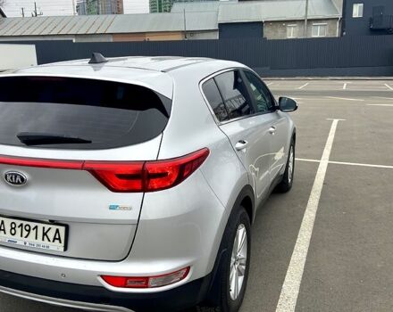 Серый Киа Sportage, объемом двигателя 2 л и пробегом 149 тыс. км за 18200 $, фото 4 на Automoto.ua