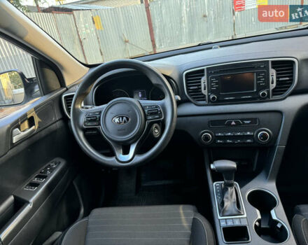 Серый Киа Sportage, объемом двигателя 2.4 л и пробегом 180 тыс. км за 12999 $, фото 13 на Automoto.ua