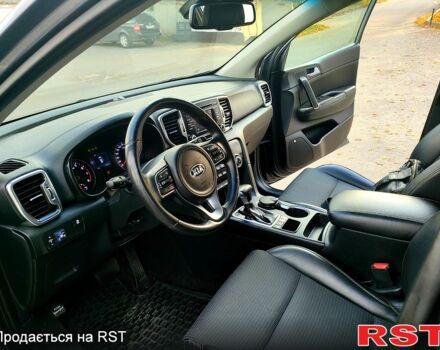 Серый Киа Sportage, объемом двигателя 2 л и пробегом 80 тыс. км за 17800 $, фото 4 на Automoto.ua