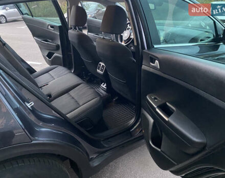 Сірий Кіа Sportage, об'ємом двигуна 1.69 л та пробігом 147 тис. км за 18500 $, фото 14 на Automoto.ua