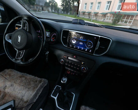 Серый Киа Sportage, объемом двигателя 1.69 л и пробегом 120 тыс. км за 18500 $, фото 15 на Automoto.ua