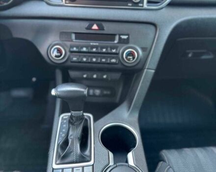 Серый Киа Sportage, объемом двигателя 1.7 л и пробегом 192 тыс. км за 14999 $, фото 9 на Automoto.ua