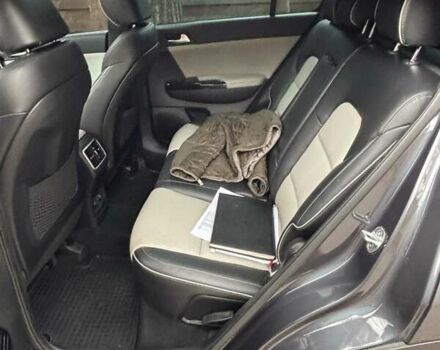 Серый Киа Sportage, объемом двигателя 2 л и пробегом 113 тыс. км за 25000 $, фото 1 на Automoto.ua