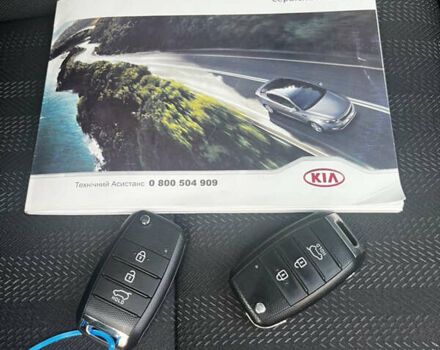 Серый Киа Sportage, объемом двигателя 1.69 л и пробегом 103 тыс. км за 17000 $, фото 92 на Automoto.ua