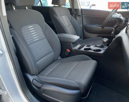 Сірий Кіа Sportage, об'ємом двигуна 2.4 л та пробігом 98 тис. км за 16455 $, фото 32 на Automoto.ua