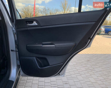 Сірий Кіа Sportage, об'ємом двигуна 2.4 л та пробігом 98 тис. км за 16455 $, фото 28 на Automoto.ua